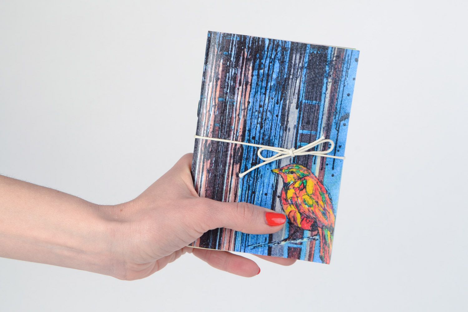 Carnet avec couverture en carton aquarelle bleu image d'oiseau fait main photo 2