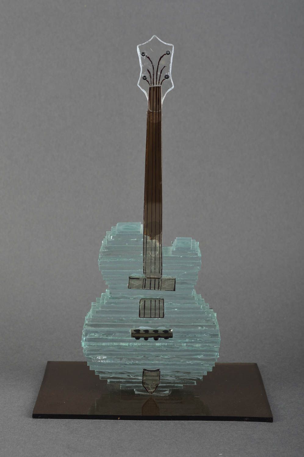 Glas Deko handmade Figur aus Glas Gitarre Miniatur Figur für Interieur schön foto 2