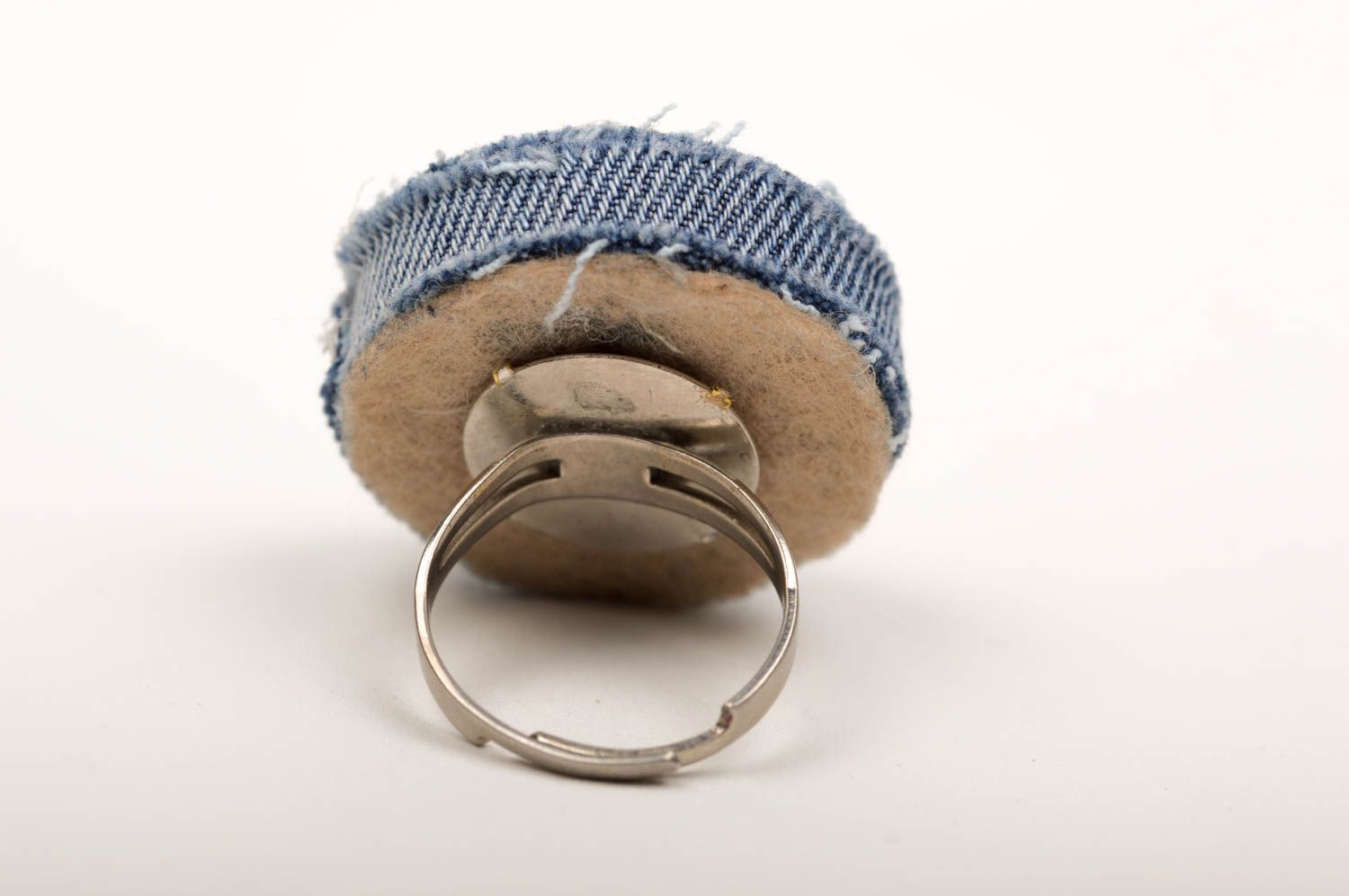 Женское кольцо украшение ручной работы украшение из ткани кольцо из джинса фото 3