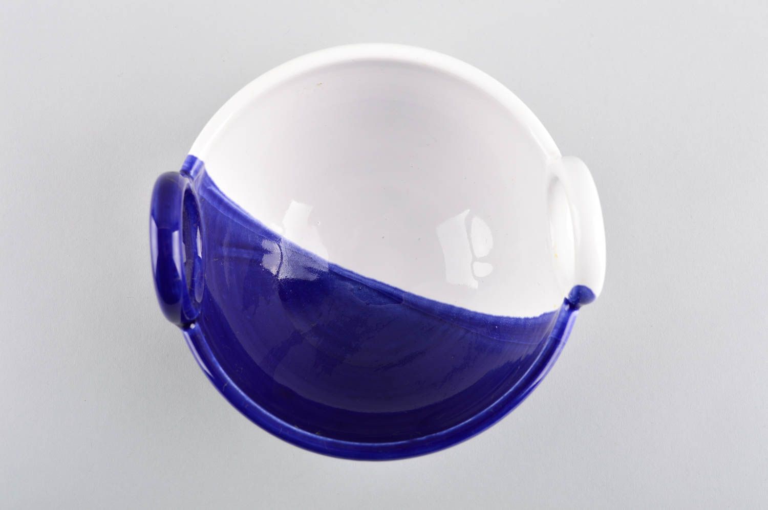 Bol 2 anses fait main Assiette creuse blanc-bleu Vaisselle céramique originale photo 5