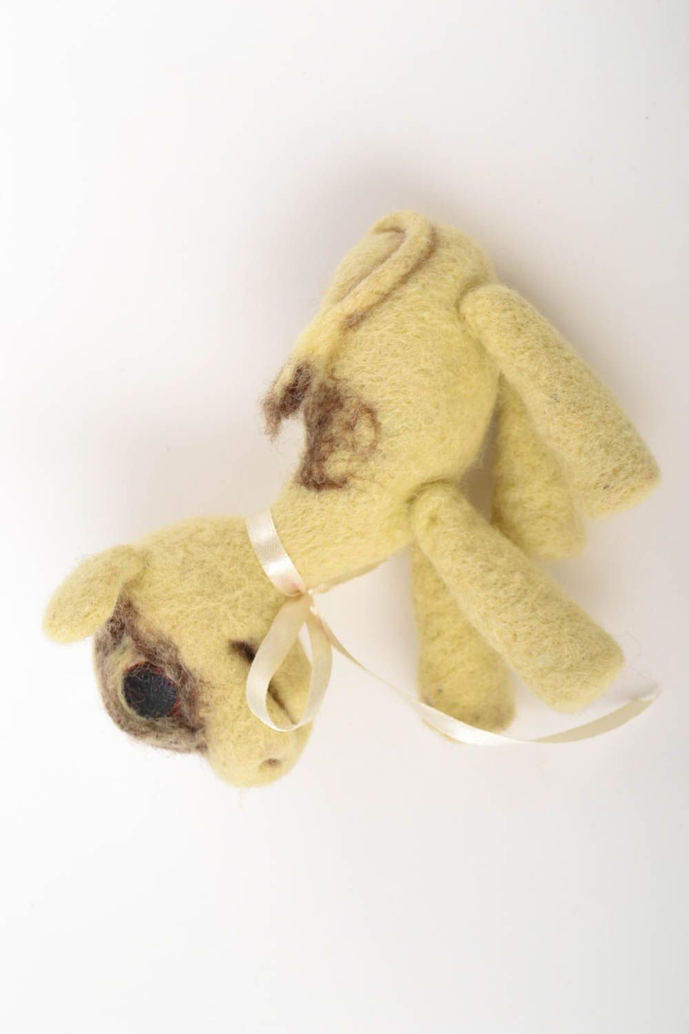 Peluche veau Jouet fait main en laine feutrée original Cadeau pour enfant photo 4