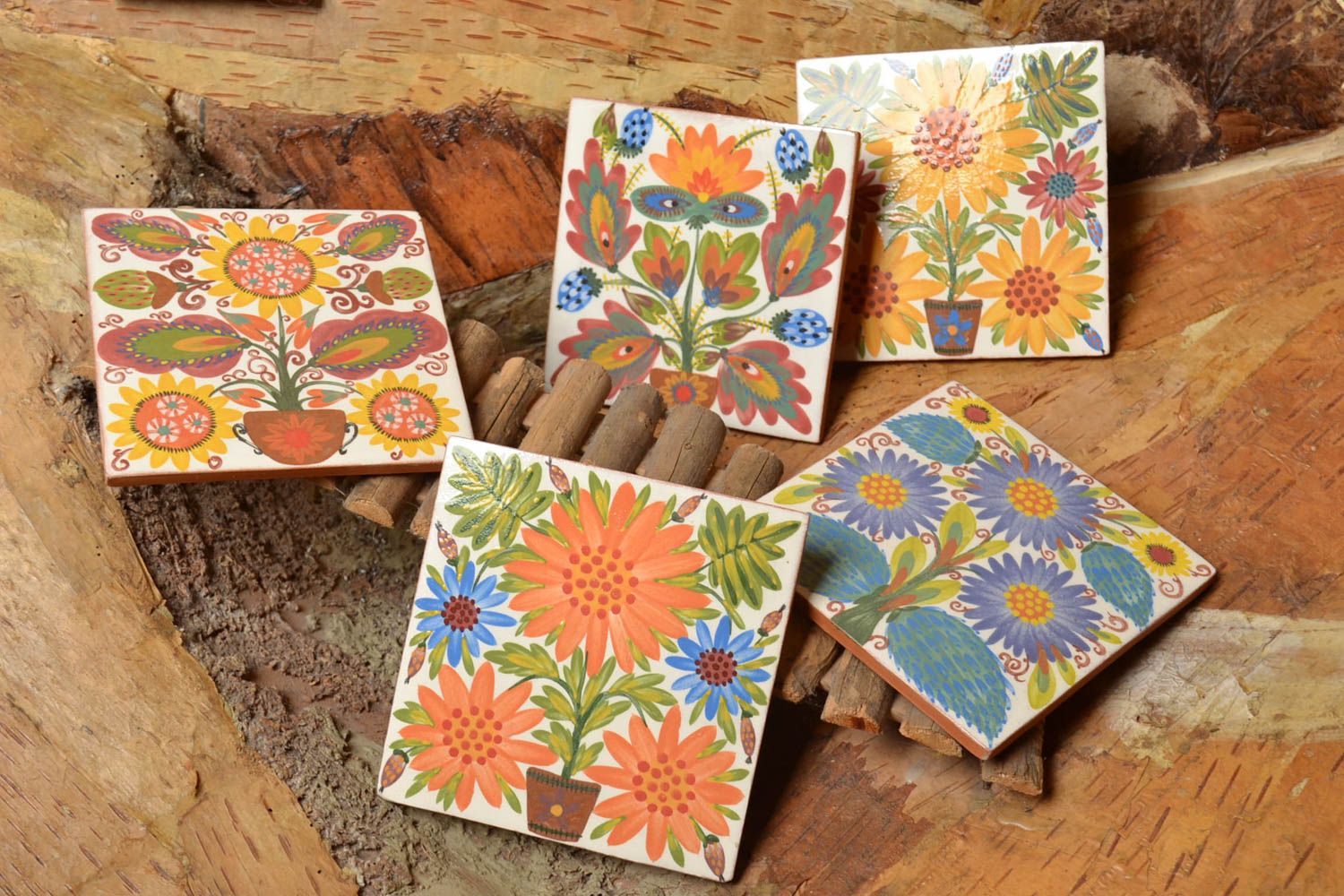 Handmade Keramik Wandplatten Set 5 Stück klein quadratisch mit Bemalung schön foto 1