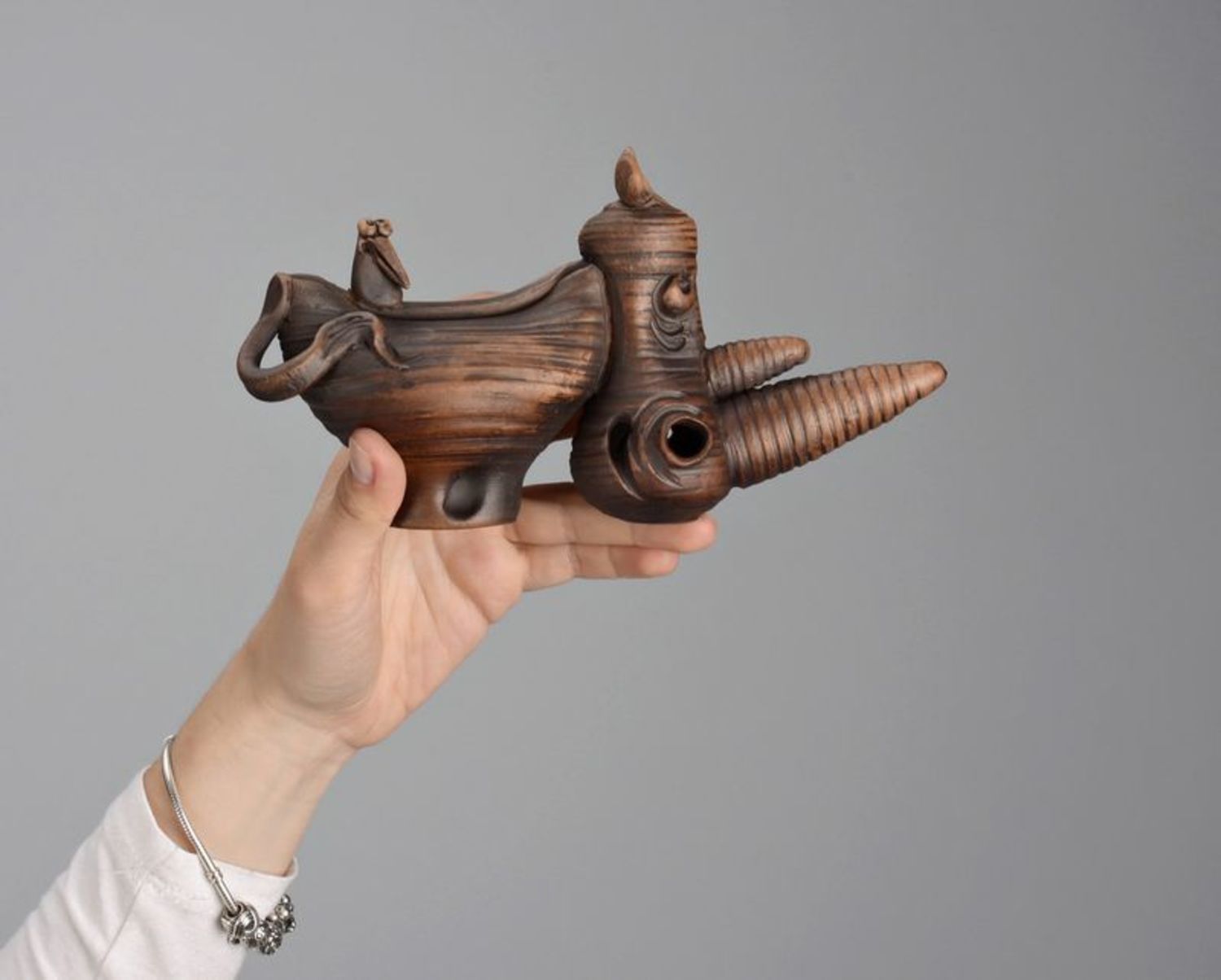 Statuetta rinoceronte in argilla fatta a mano figurina decorativa in ceramica 
 foto 5