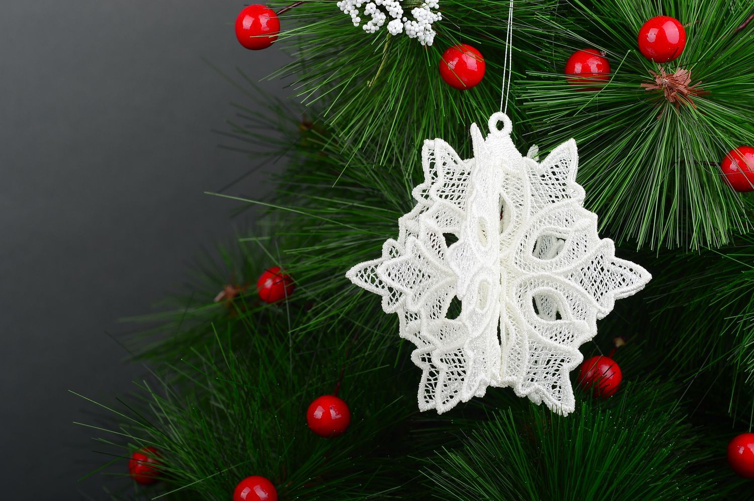Snowflake Christmas toy lace toy openwork Christmas toy decorative use only photo 1