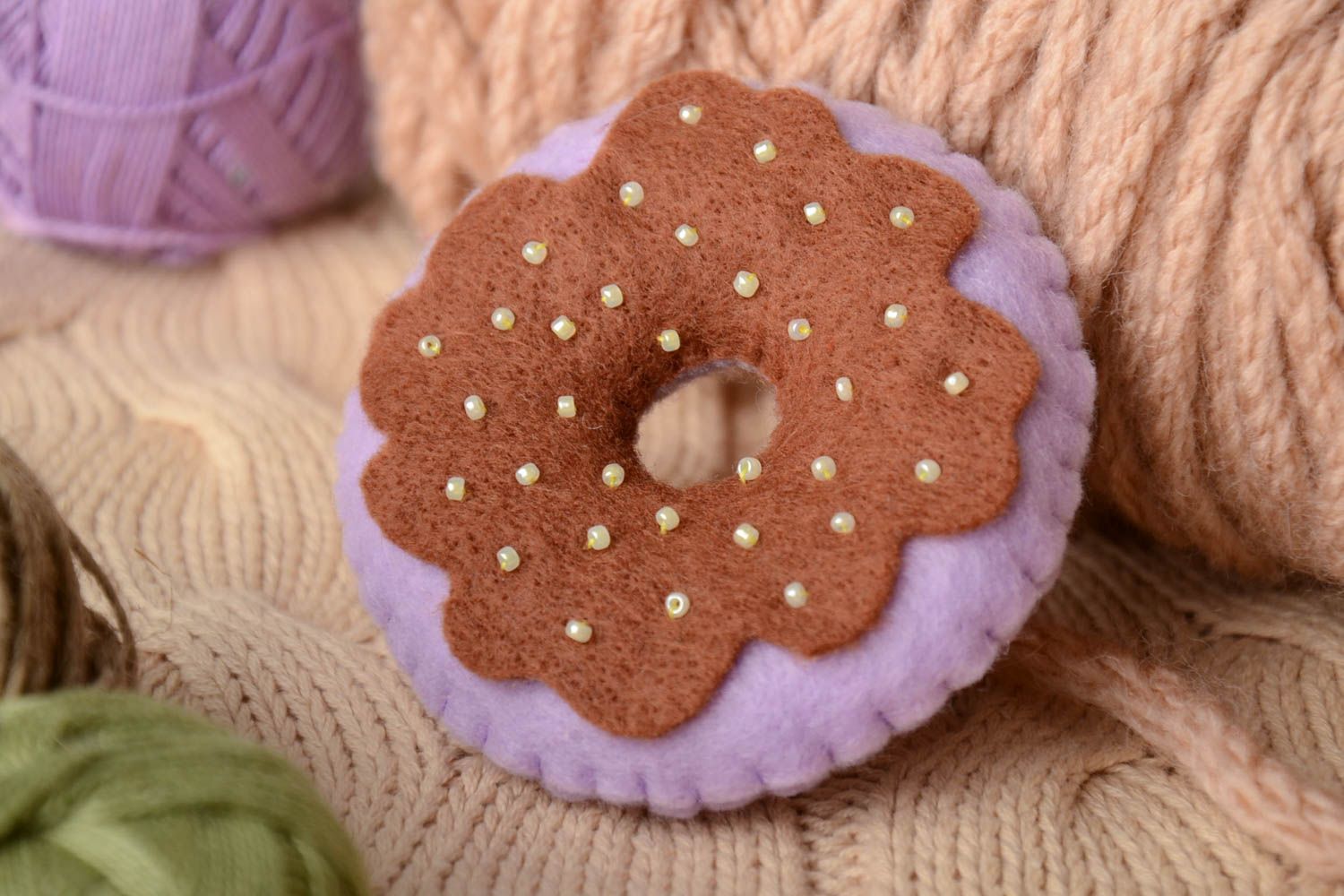 Handmade small felt soft toy fridge magnet violet cookie for kitchen decor photo 1
