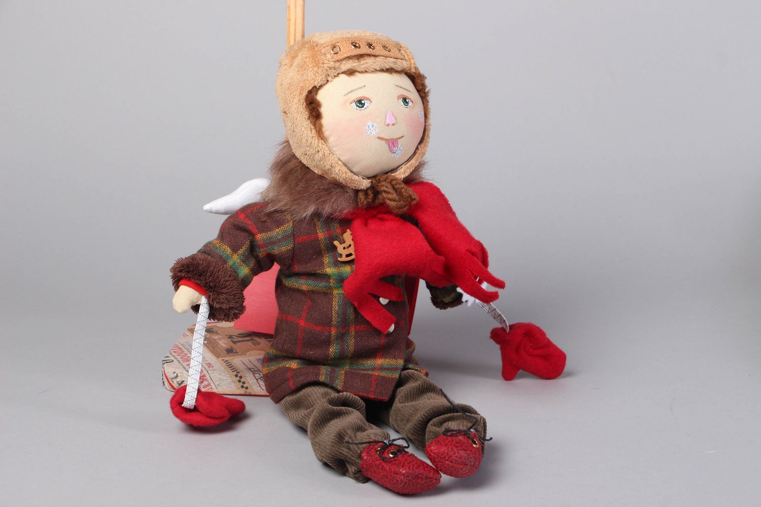 Авторская кукла на подставке ручной работы Зимний ангел фото 1