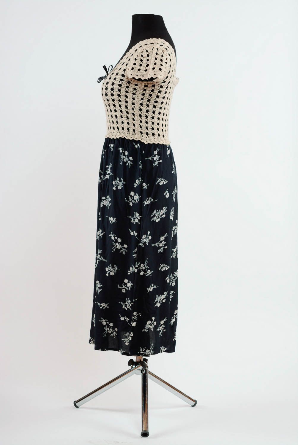 Crocheted dress photo 3