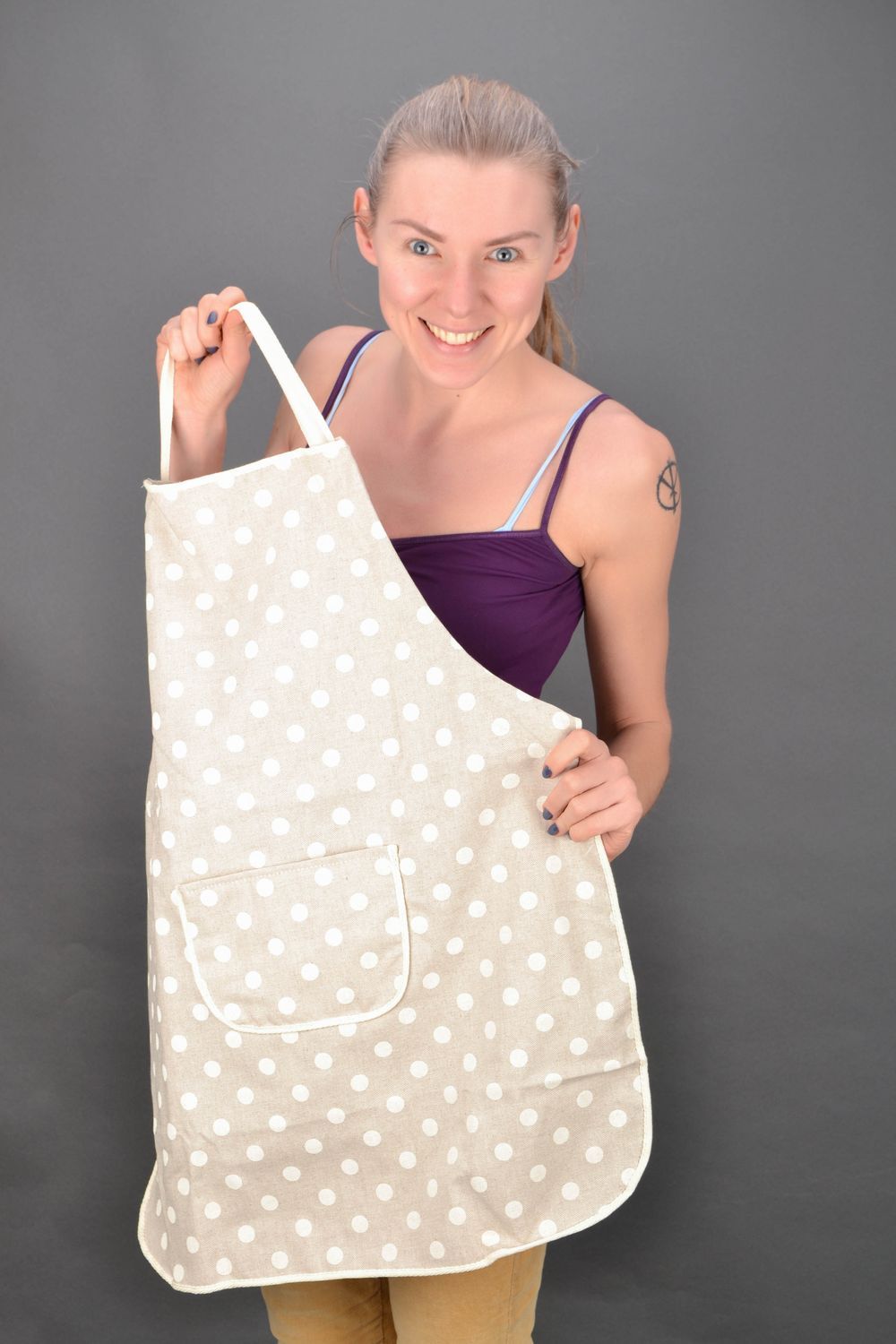 Polka dot fabric kitchen apron photo 2