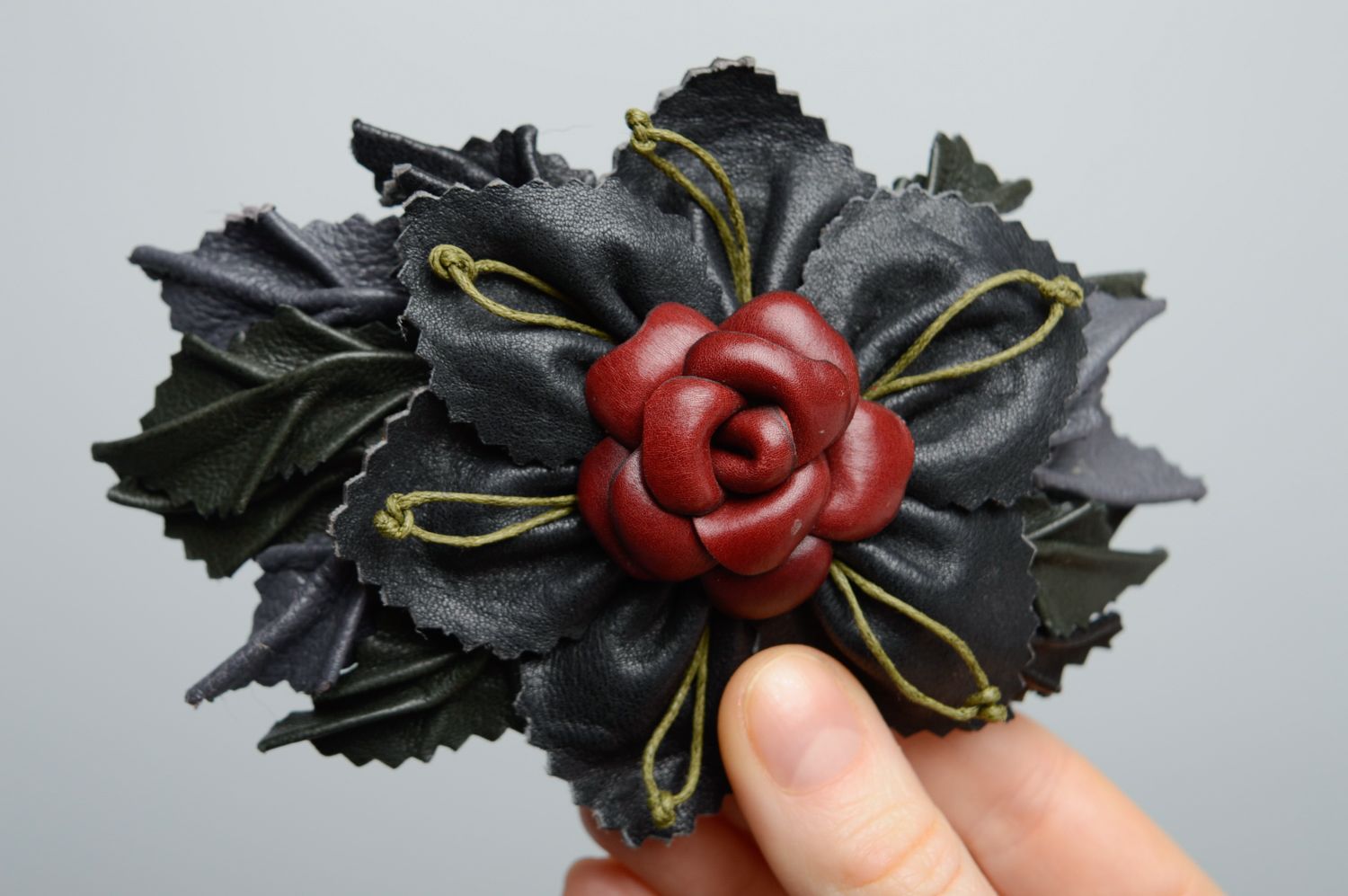 Handmade genuine leather hair clip Flower photo 3