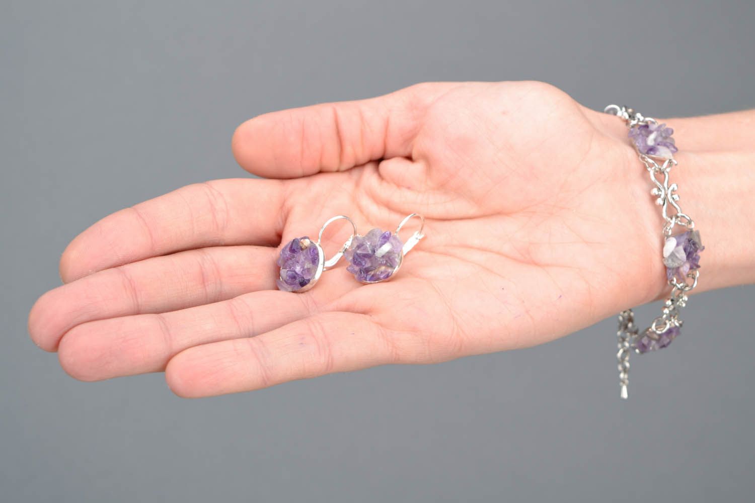 Amethyst earrings and bracelet photo 2