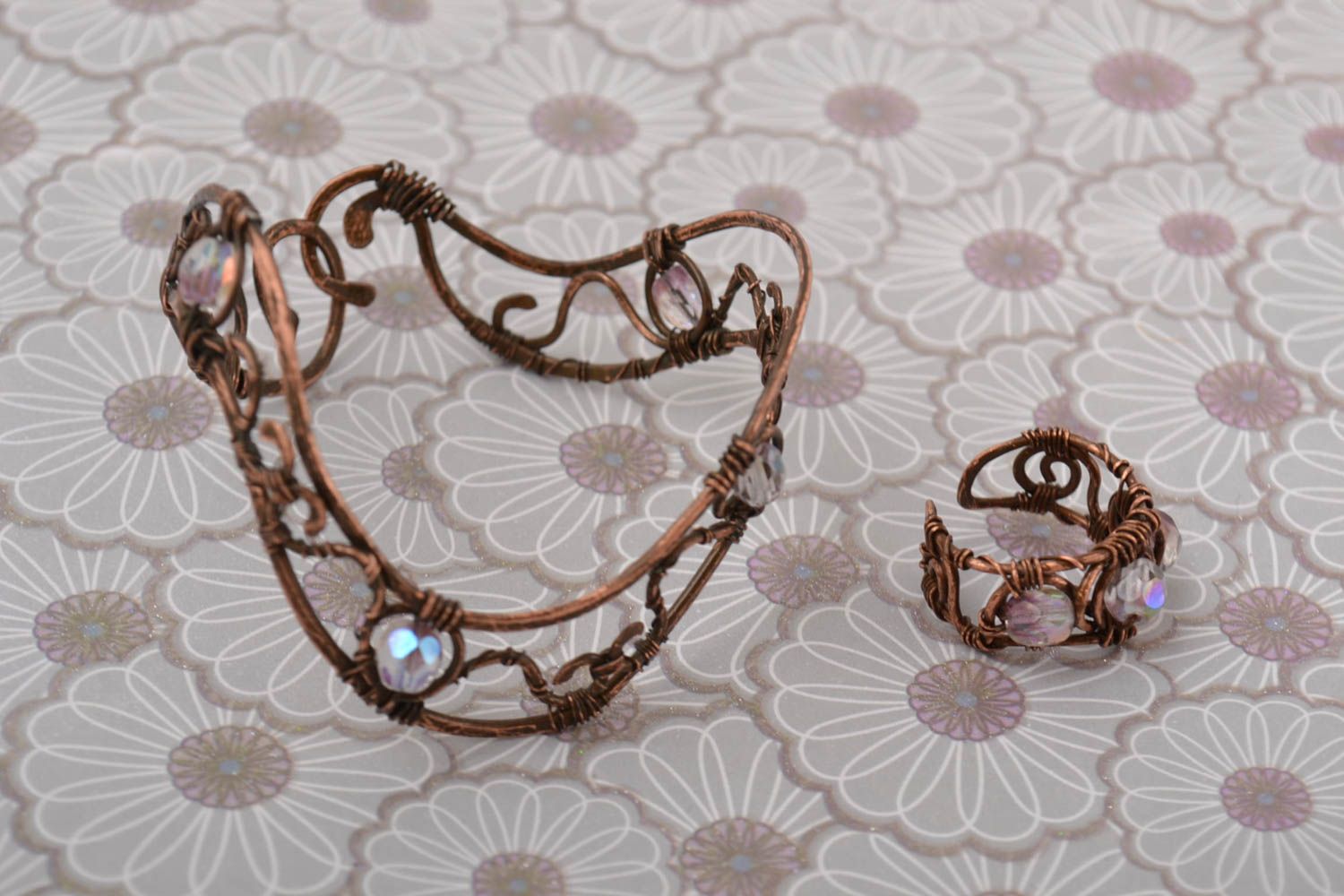 Bracelet cuivre Bague fait main wire wrapping Accessoire pour femme exquis photo 1