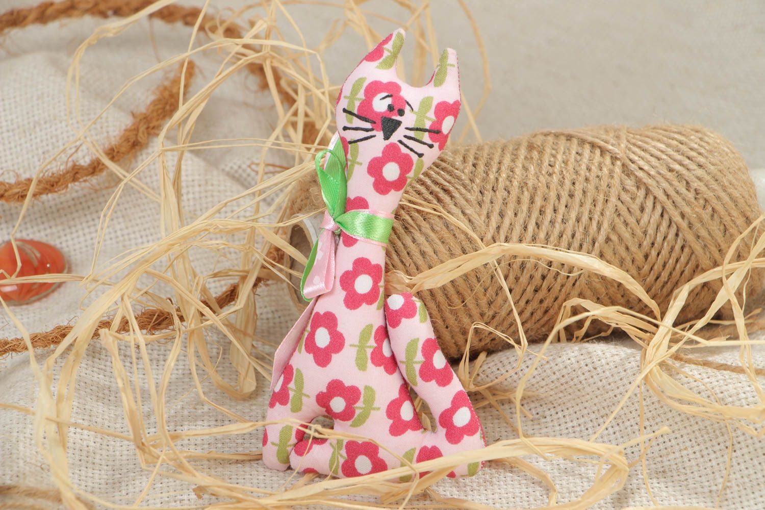 Handmade textile cotton fabric soft fridge magnet toy in the shape of flower cat photo 1