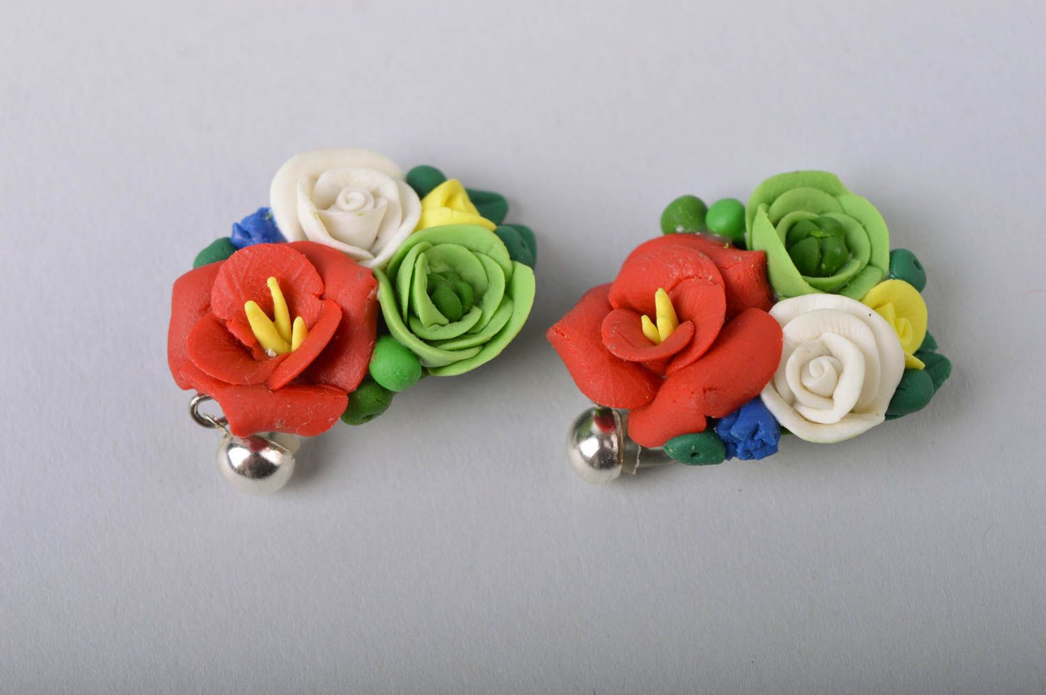 Handmade beautiful stud earrings with cold porcelain floral compositions photo 2