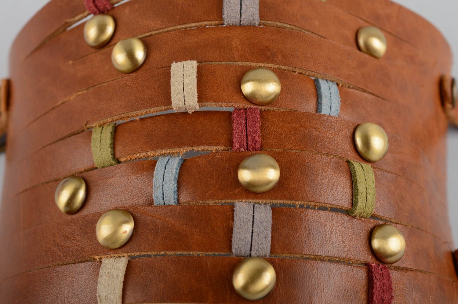 Pulsera de cuero con remaches artesanal accesorio para mujer regalo original foto 4