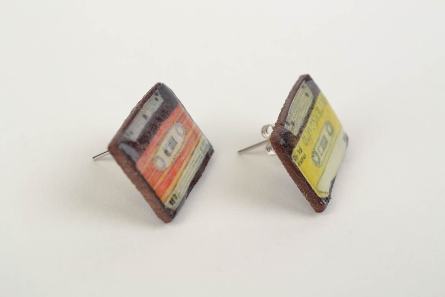 Handmade decoupage earrings unusual lacquered earrings jewelry made of clay photo 5