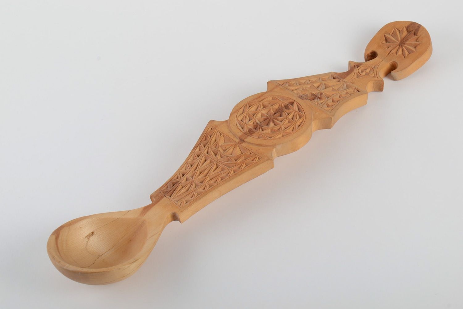 Handgemachter Löffel aus Holz mit Schnitzerei für Interieur von Küche Wunderbar foto 2