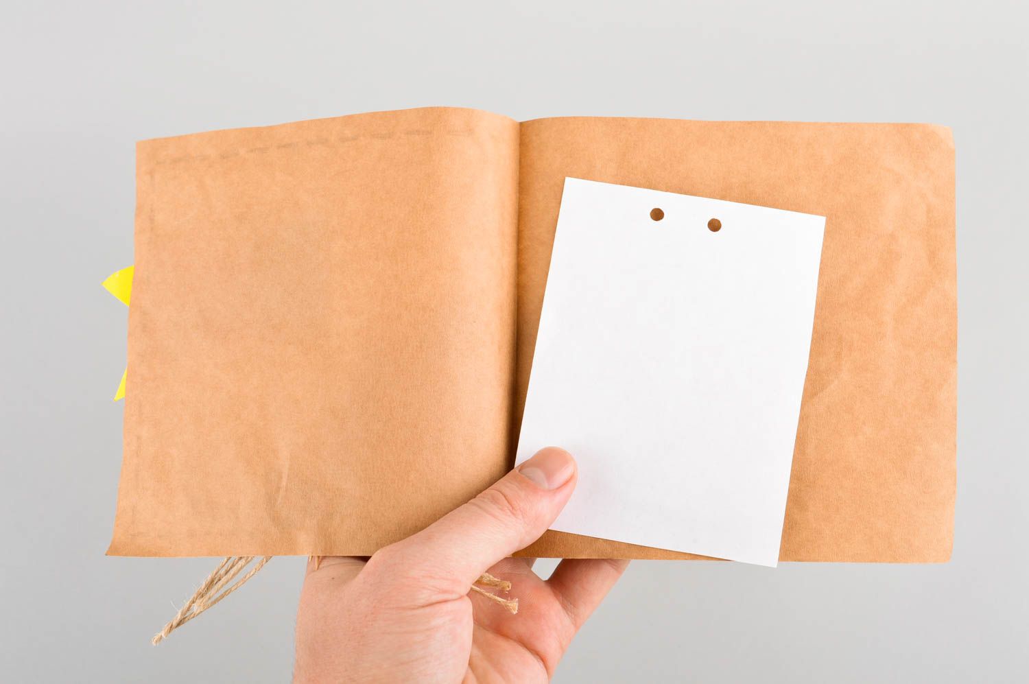 Enveloppe fait main Enveloppe invitation marron Idée mariage design de créateur photo 5