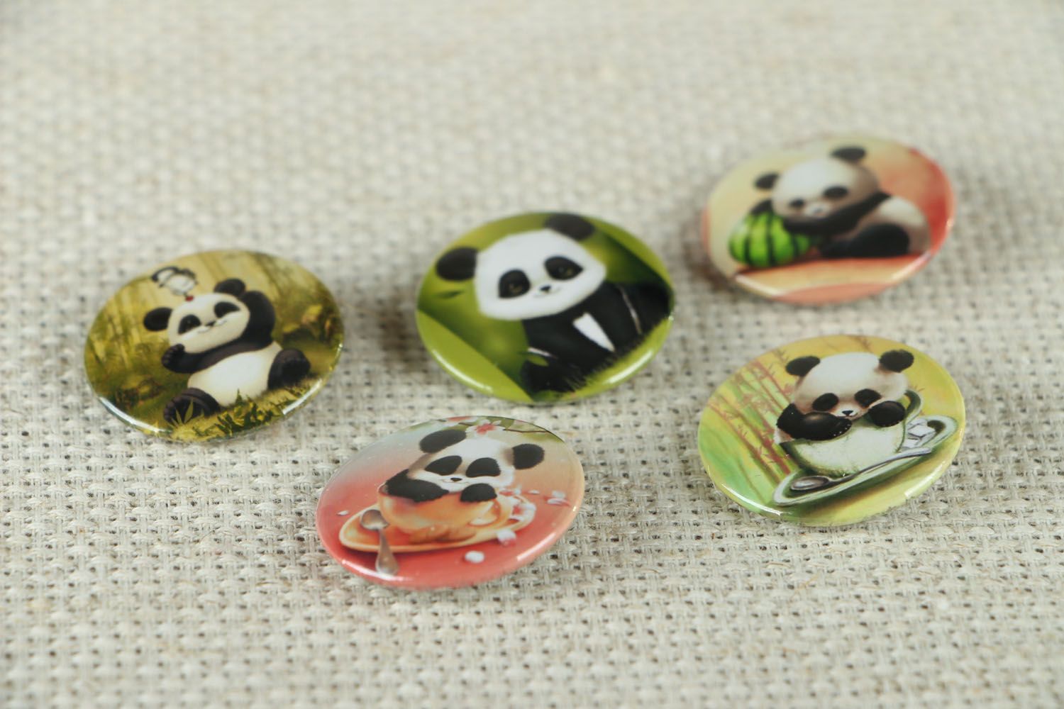 Ansteck Buttons aus Metall Panda foto 2