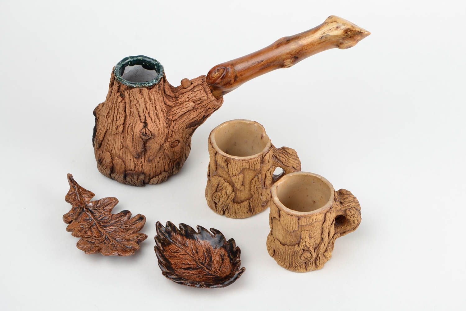 Decorative clay glazed coffee turk with two small espresso coffee cups photo 4