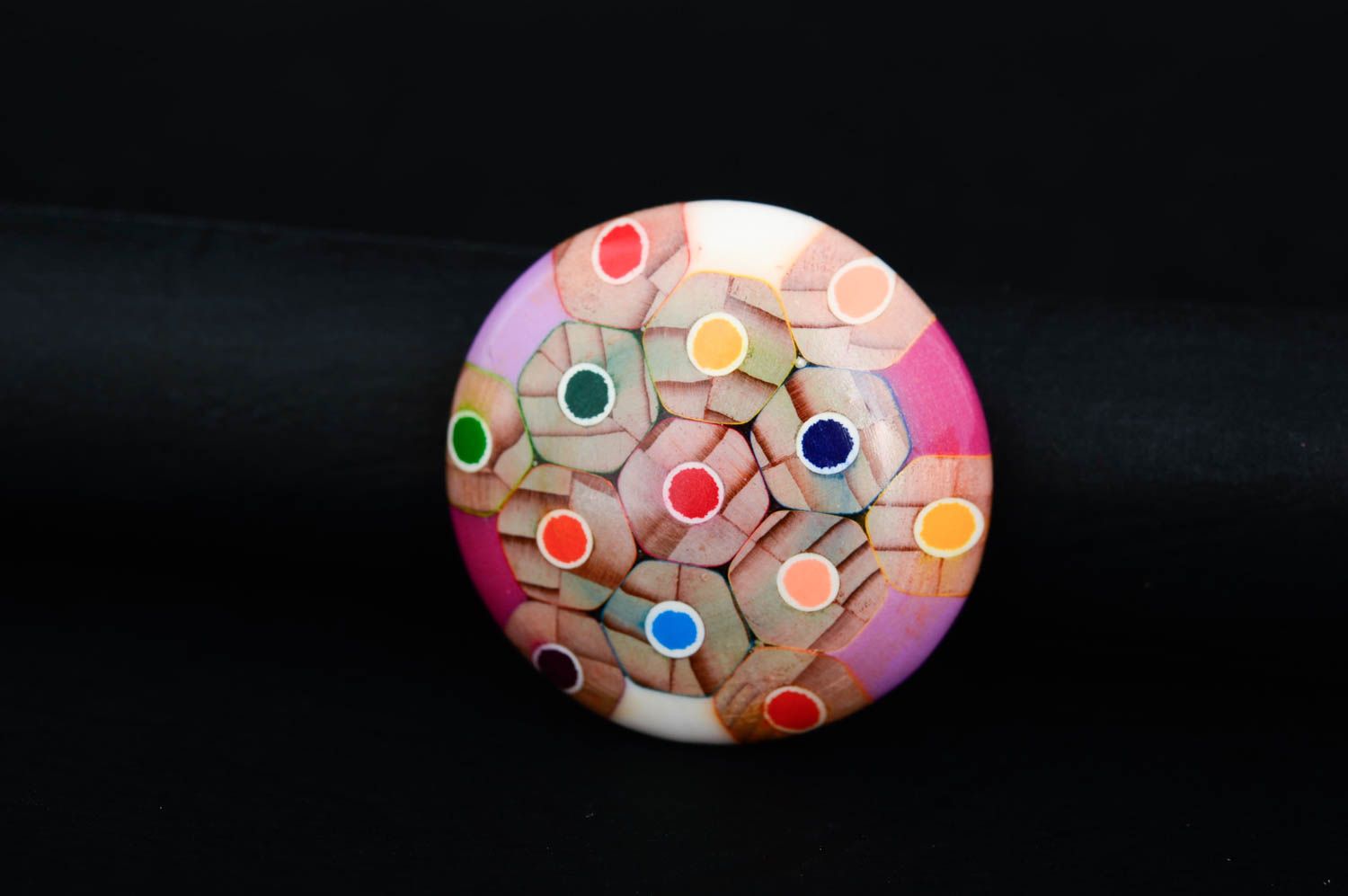 Bague design ronde Bijou fait main multicolore crayons argile Cadeau femme photo 1