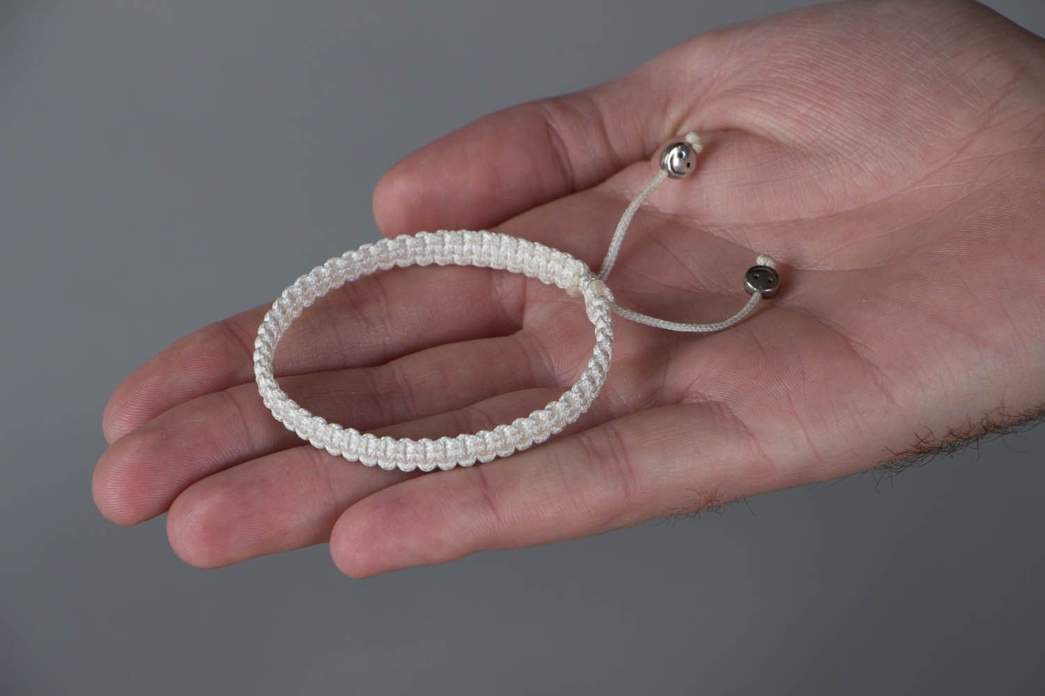 White braided bracelet photo 4