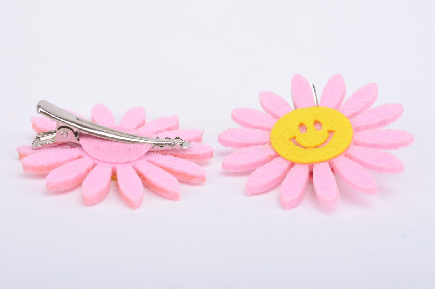 Pinzas para el pelo artesanales 2 piezas con forma de flores rosadas foto 5
