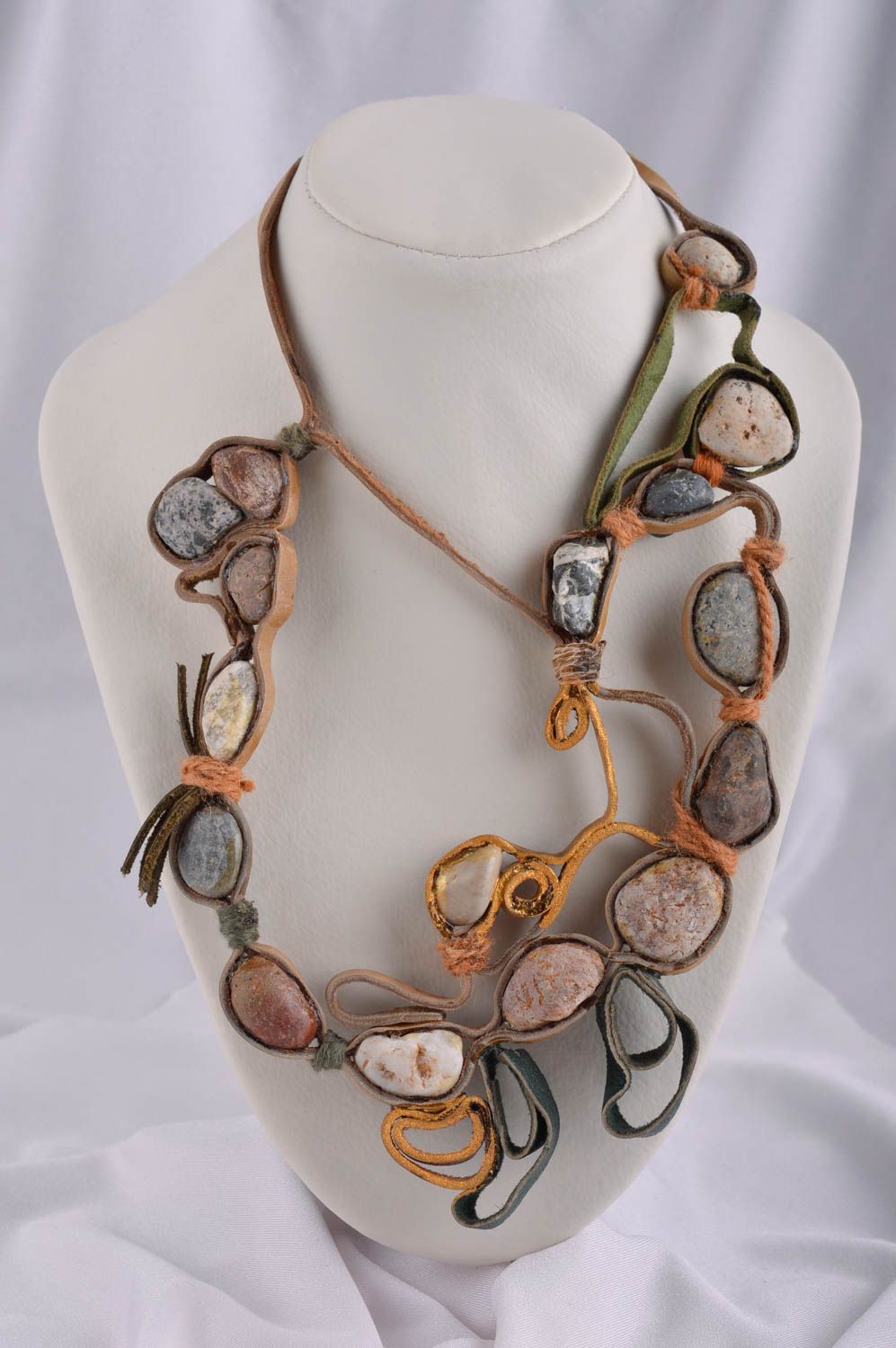 Handmade Stein Halskette stilvolle Kette Halskette aus Leder Mode Accessoire foto 1