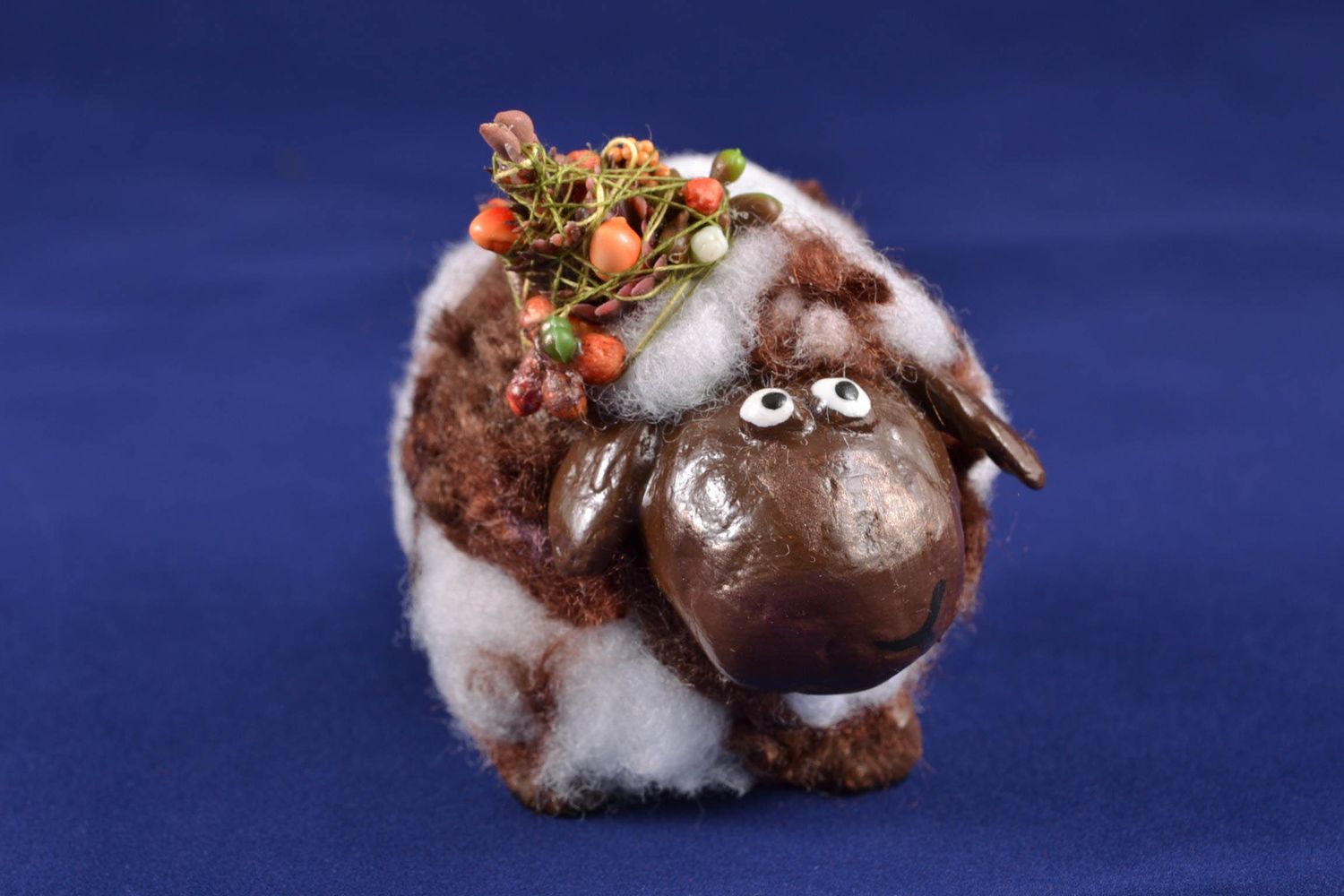 Papier mache statuette in the shape of fluffy sheep photo 4