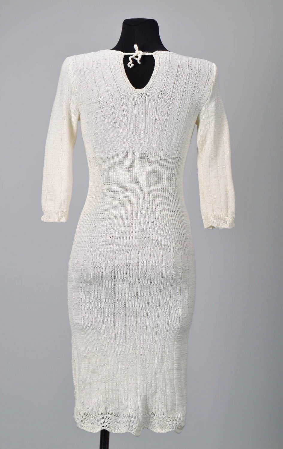 Белое вязаное платье фото 5