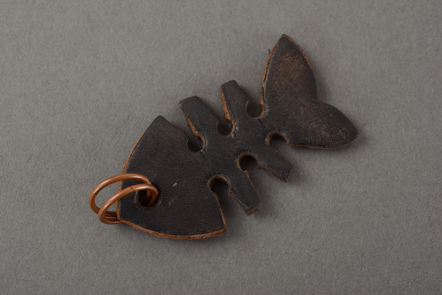 Leather keychain Fish photo 2
