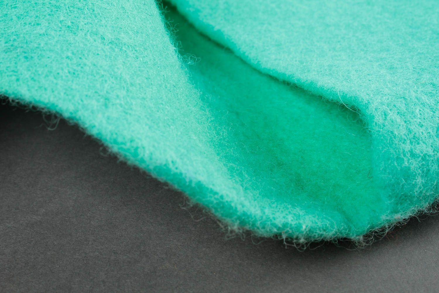 Pochette en laine feutrée Sac fait main turquoise original Accessoire femme photo 4