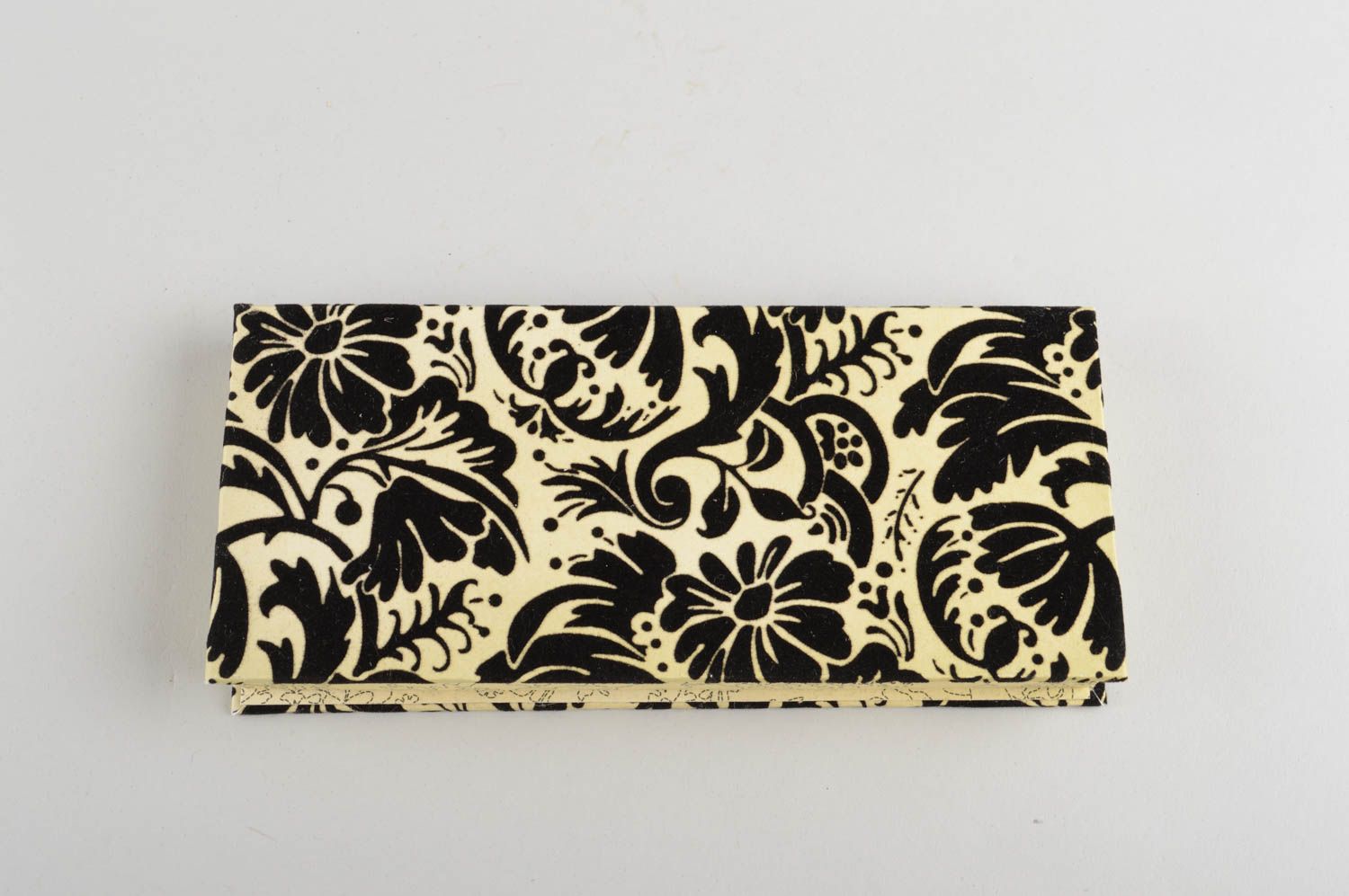 Handmade Schachtel für Geld aus Scrapbooking Papier mit Blumenmuster originell foto 2