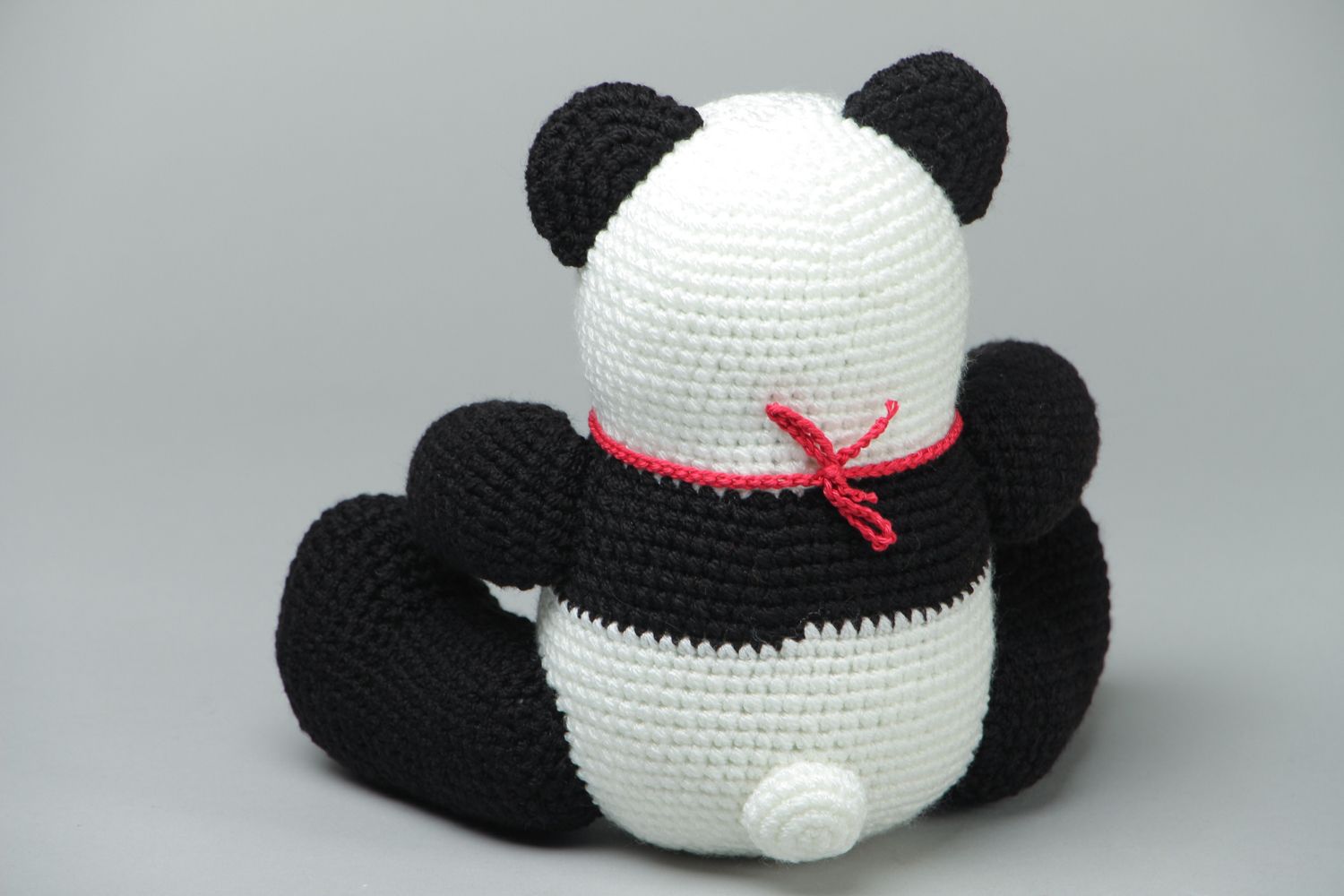 Giocattolo a maglia fatto a mano pupazzo morbido da bambini a uncinetto panda
 foto 3