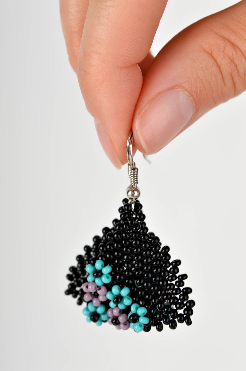 Unusual handmade beaded earrings fashion tips costume jewelry designs gift ideas photo 4