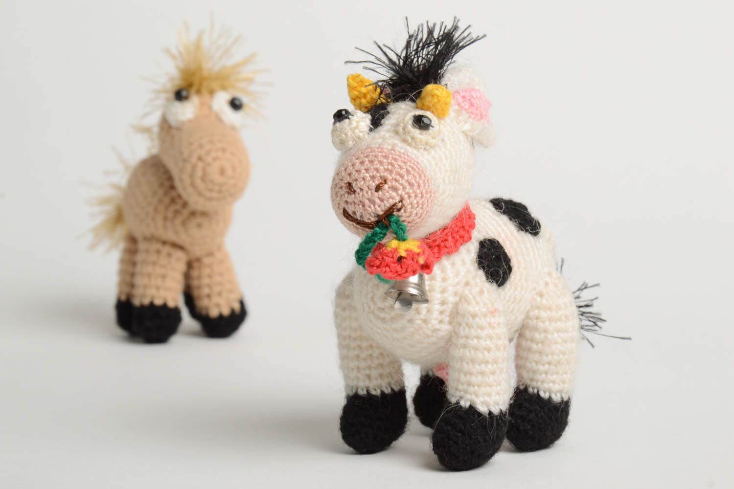 Handmade designer crocheted toy natural wool horse and cow unique interior toys photo 2