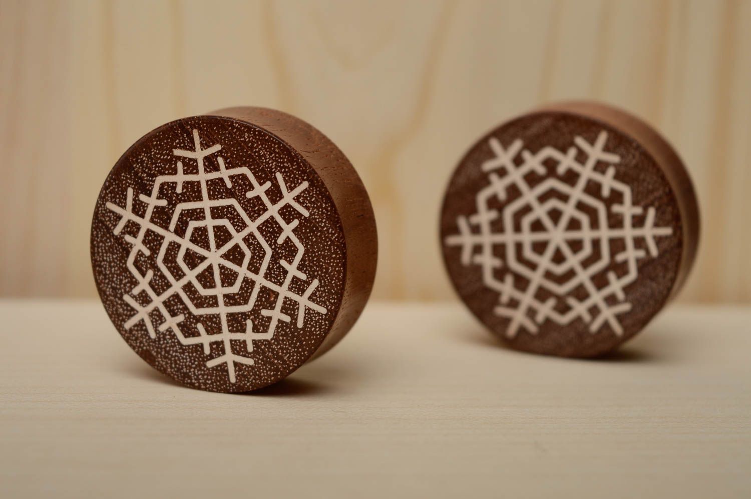 Handmade wooden plugs with snowflakes photo 3