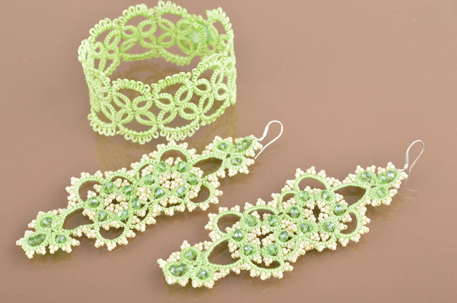 Handmade designer jewelry set tatting lace earrings and bracelet with beads photo 2