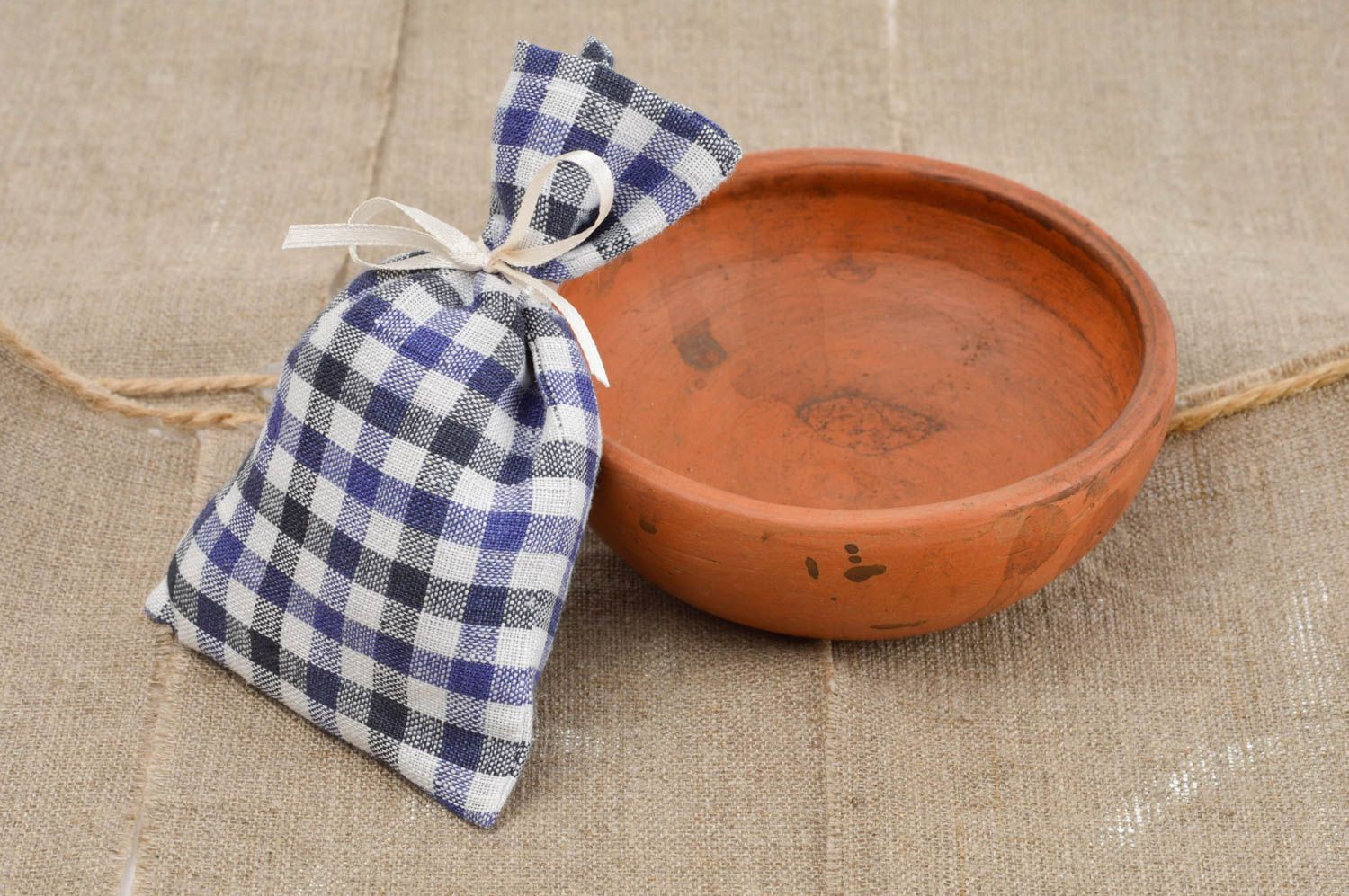 Cuenco de cerámica hecho a mano vajilla de barro para niño utensilios de cocina foto 1