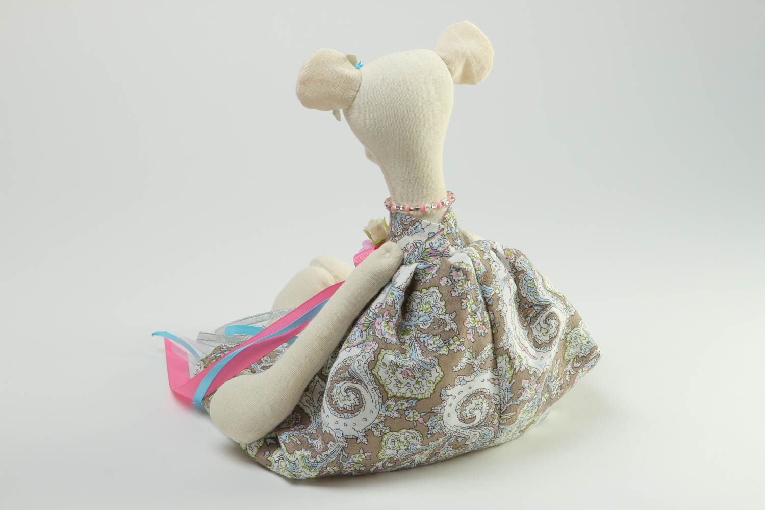 Poupée ours Jouet fait main en tissu de coton décoratif Cadeau pour fille photo 4