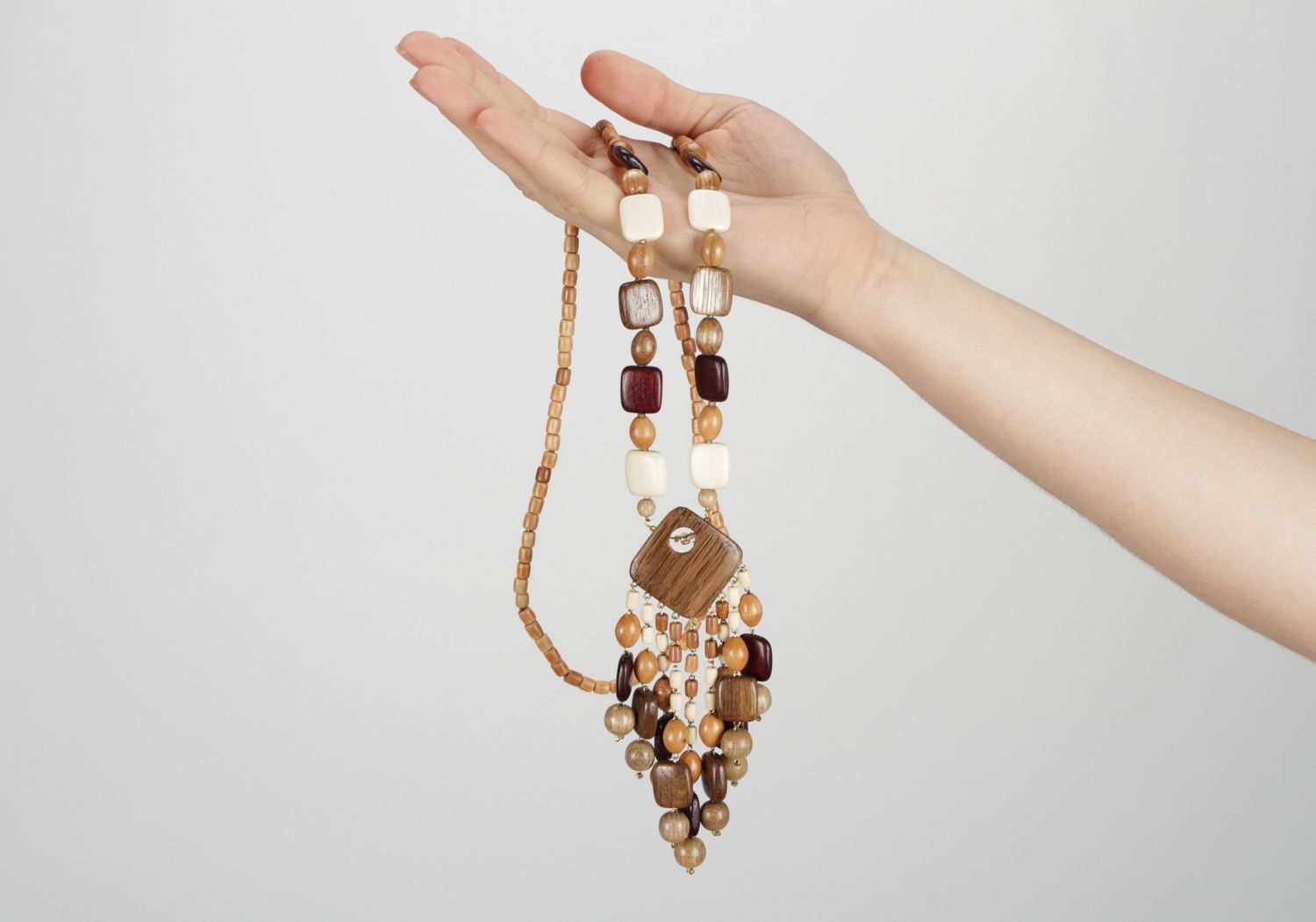 Wooden ethnic necklace. photo 5