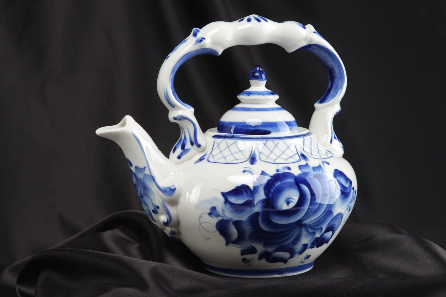 Gzhel porcelain teapot  photo 5
