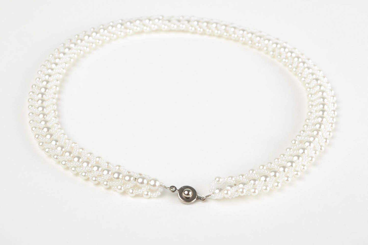 Collier perles de rocaille Bijou fait main blanc élégant de soirée Cadeau femme photo 5