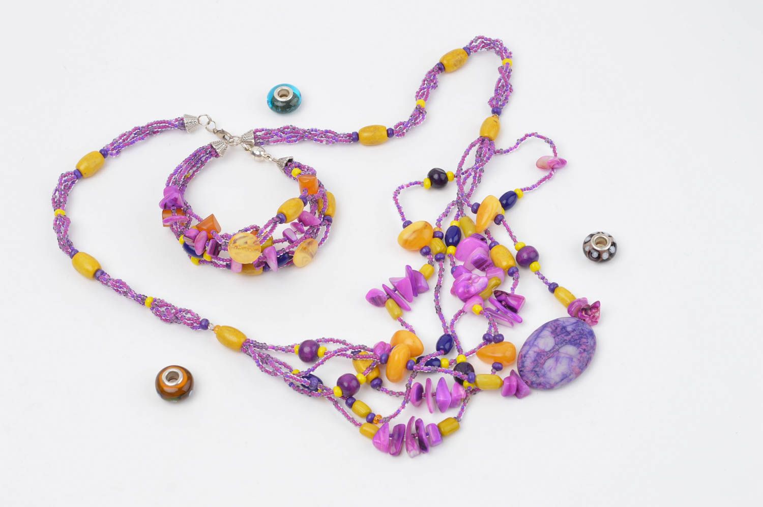 Handmade jewelry set of designer bracelet and bead necklace for girls photo 1