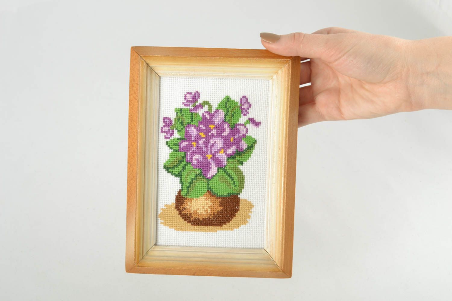 Embroidered picture Violets photo 4