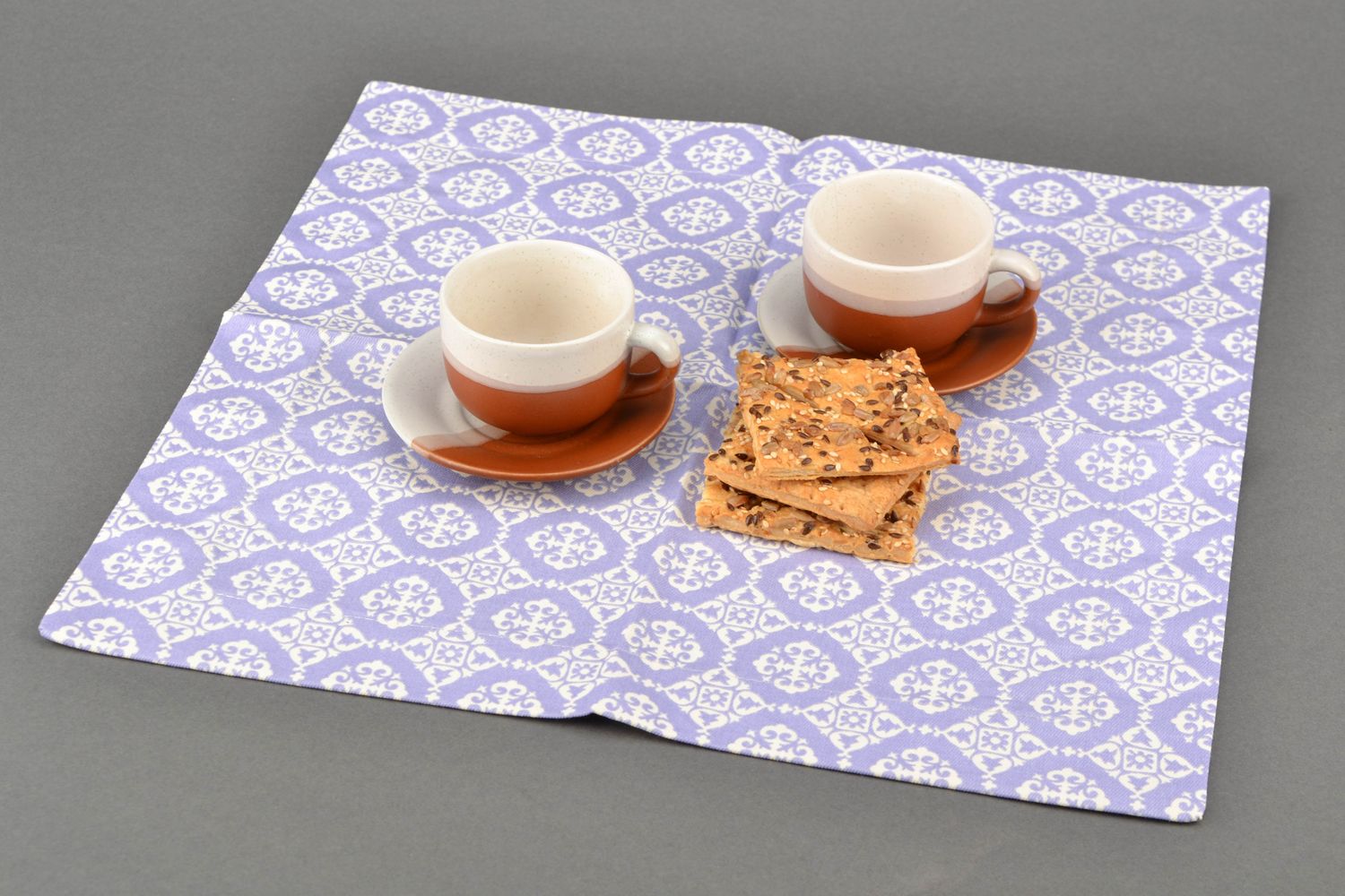 Текстильная салфетка для сервировки стола ручной работы Лаванда-ажур фото 1
