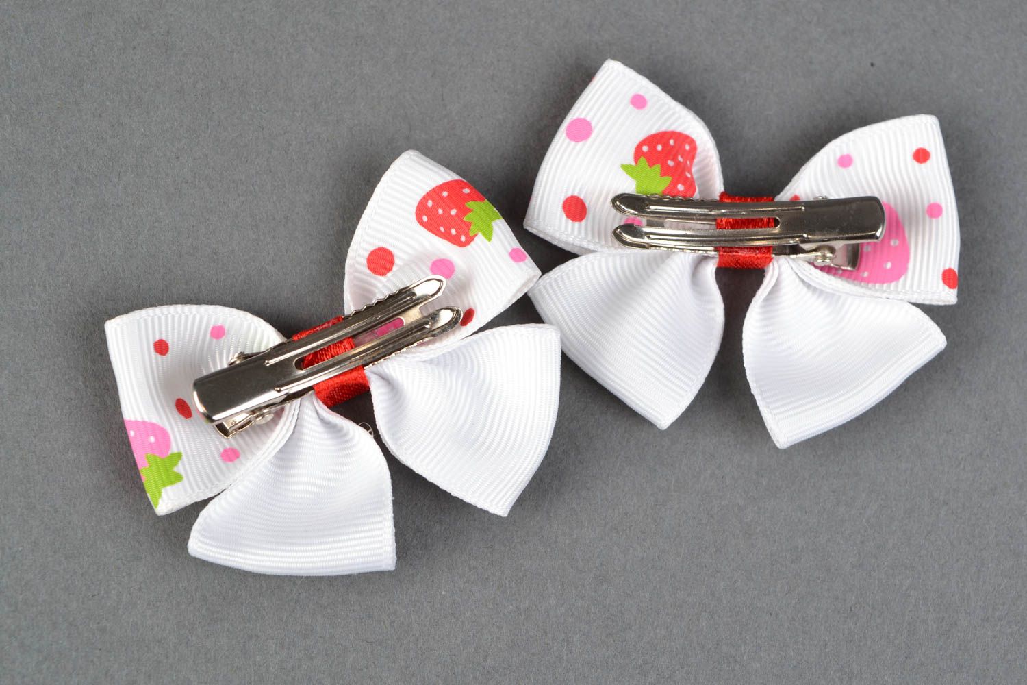 Rep ribbon bow hair clips photo 4