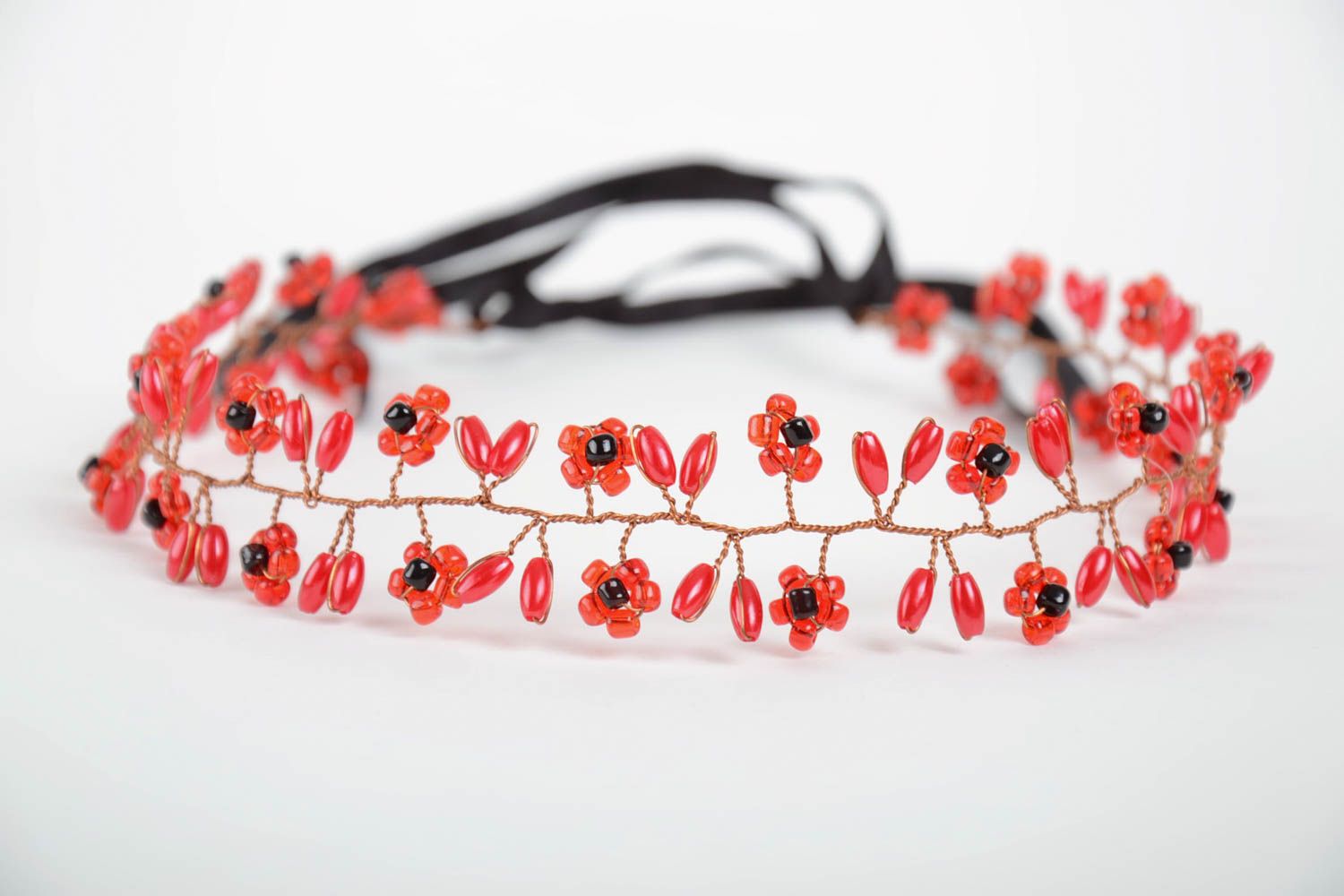 Beautiful red and black handmade beaded wire headband photo 3