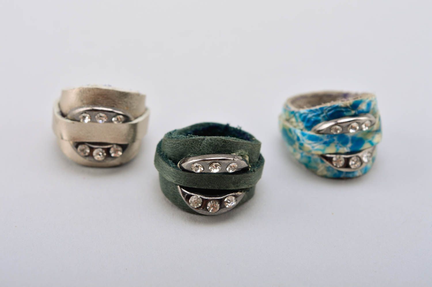 Ring Leder handmade Schmuck Ring stilvoll Mode Accessoire originelles Geschenk foto 2