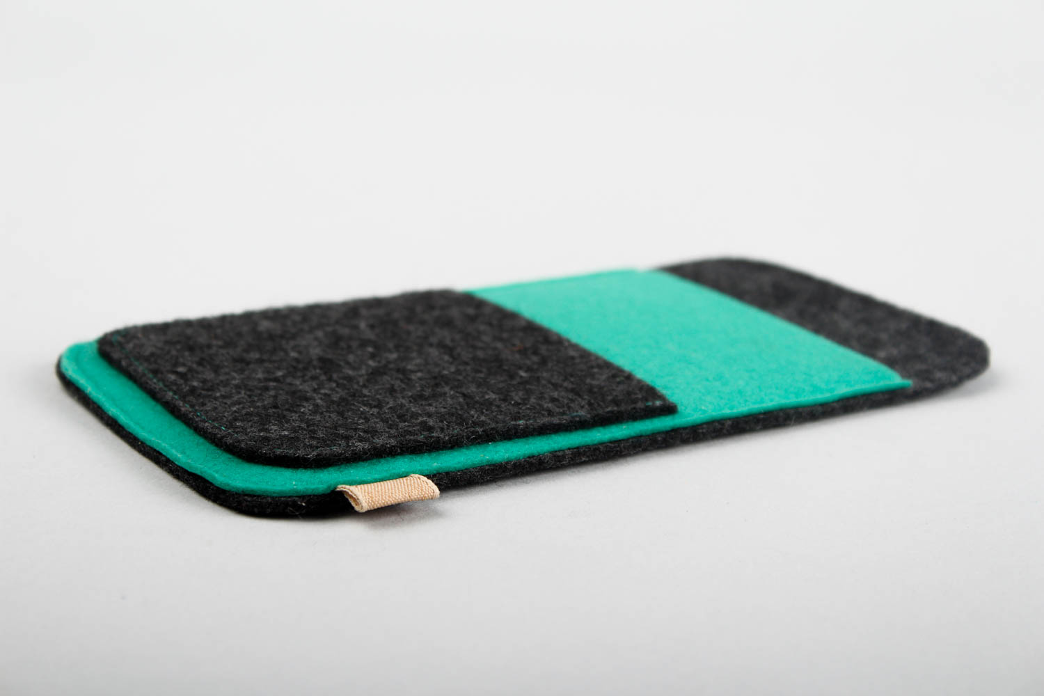 Handmade woolen phone case designer case for gadget woolen phone case ideas photo 4
