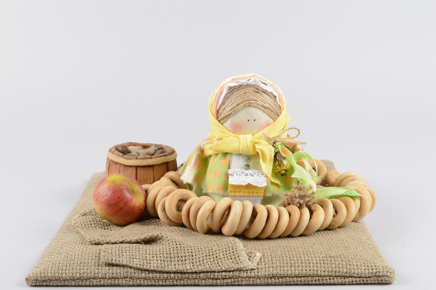 Puppe handgemacht schöne Puppe Geschenk für Frau Haus Dekoration mit Zopf   foto 5